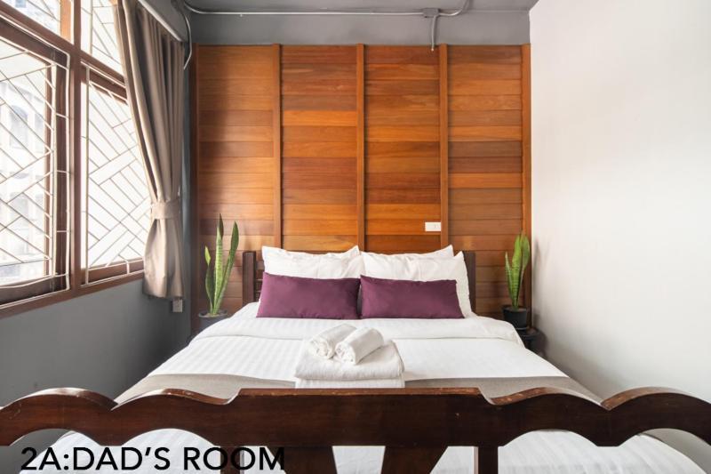Better Moon Guesthouse Bangkok Exterior photo